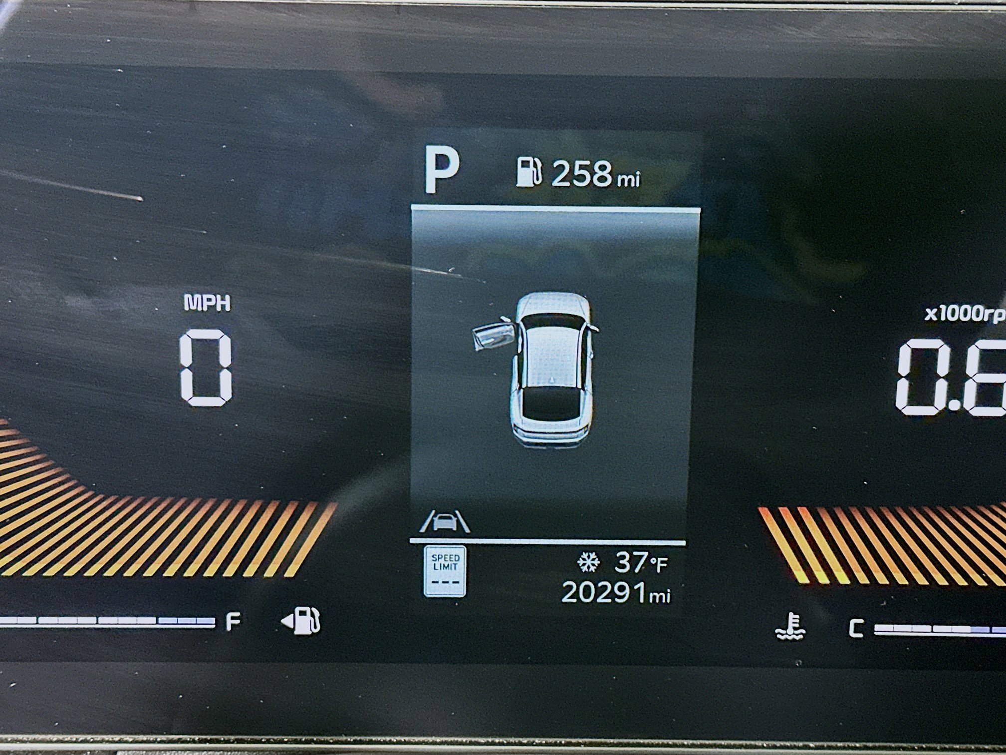 Used 2025 Kia K4 LXS image 19