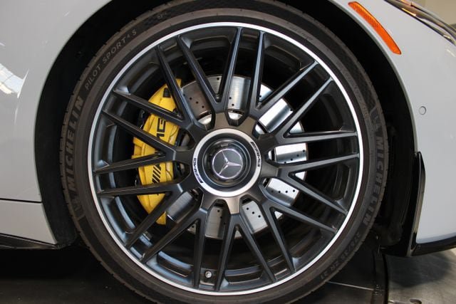 Used 2022 Mercedes-Benz SL 63 AMG 4MATIC image 41