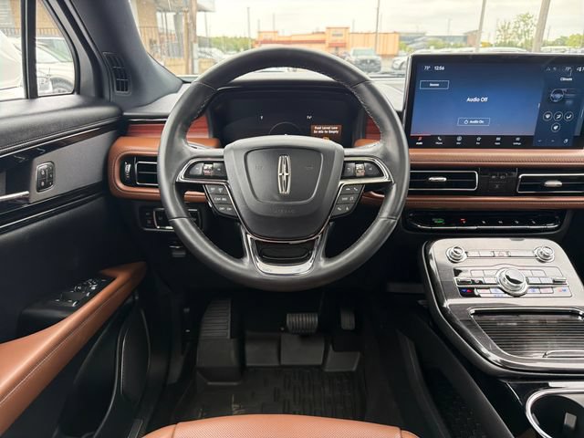 Certified 2023 Lincoln Nautilus Reserve AWD/4WD image 16