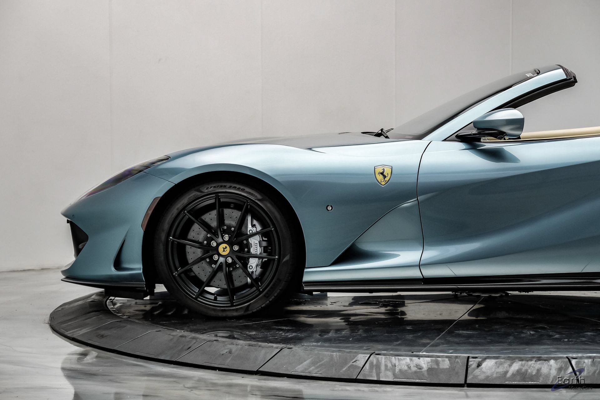 Used 2023 Ferrari 812 GTS RWD image 11