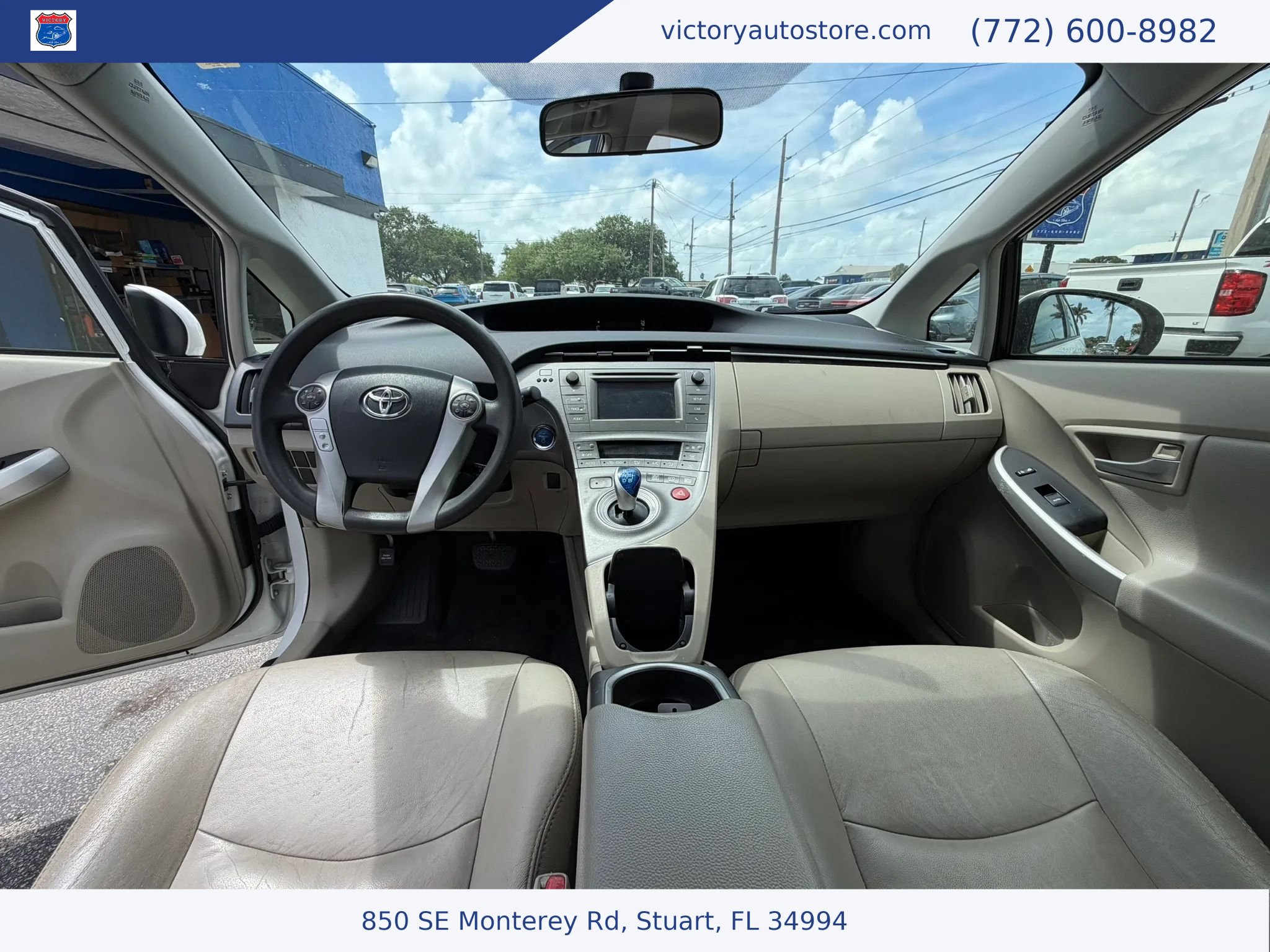 Used 2014 Toyota Prius Two FWD image 33