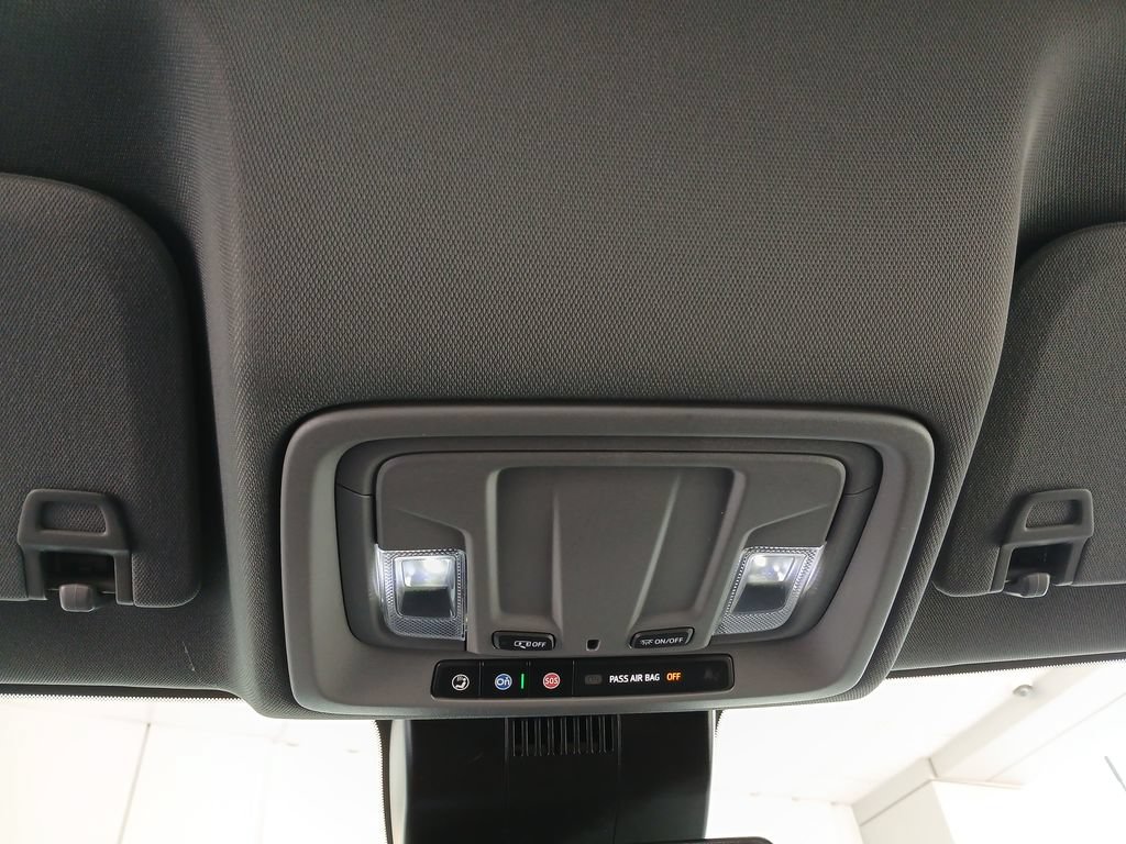 Certified 2025 Chevrolet Silverado 2500 Custom w/ Custom Value Package AWD/4WD image 14