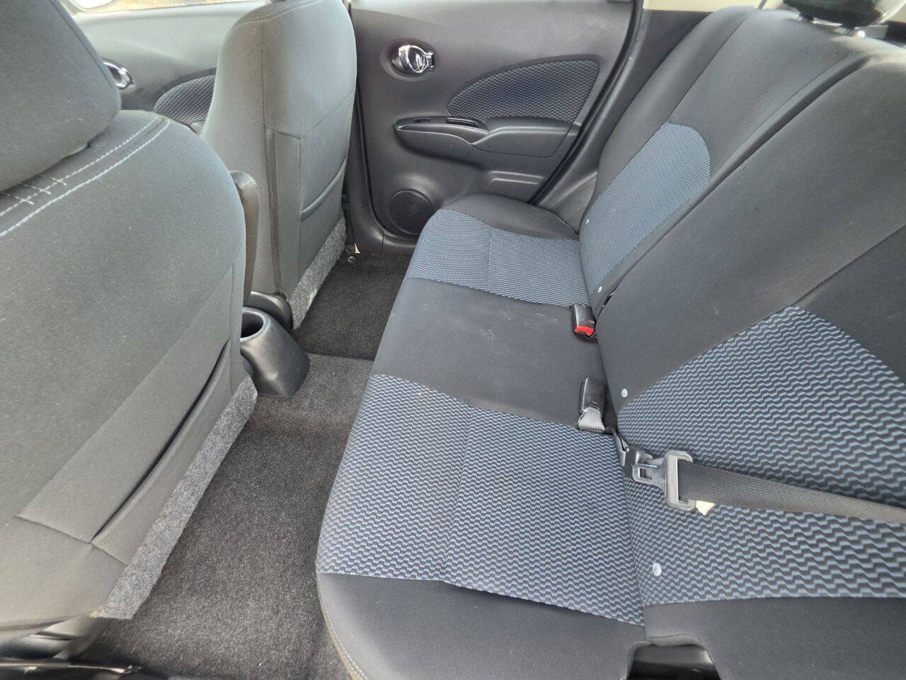 Used 2015 Nissan Versa Note SV FWD image 5