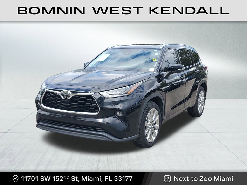 Used 2020 Toyota Highlander Limited image 3