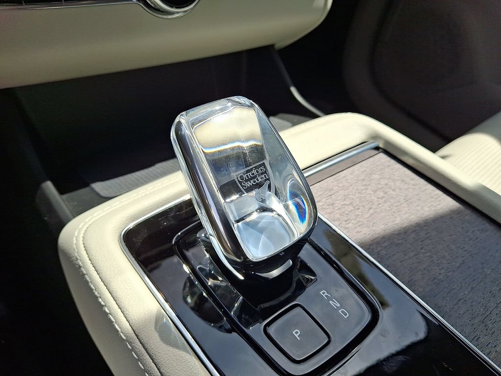 New 2026 Volvo XC90 B6 Ultra w/ Protection Package AWD/4WD image 21