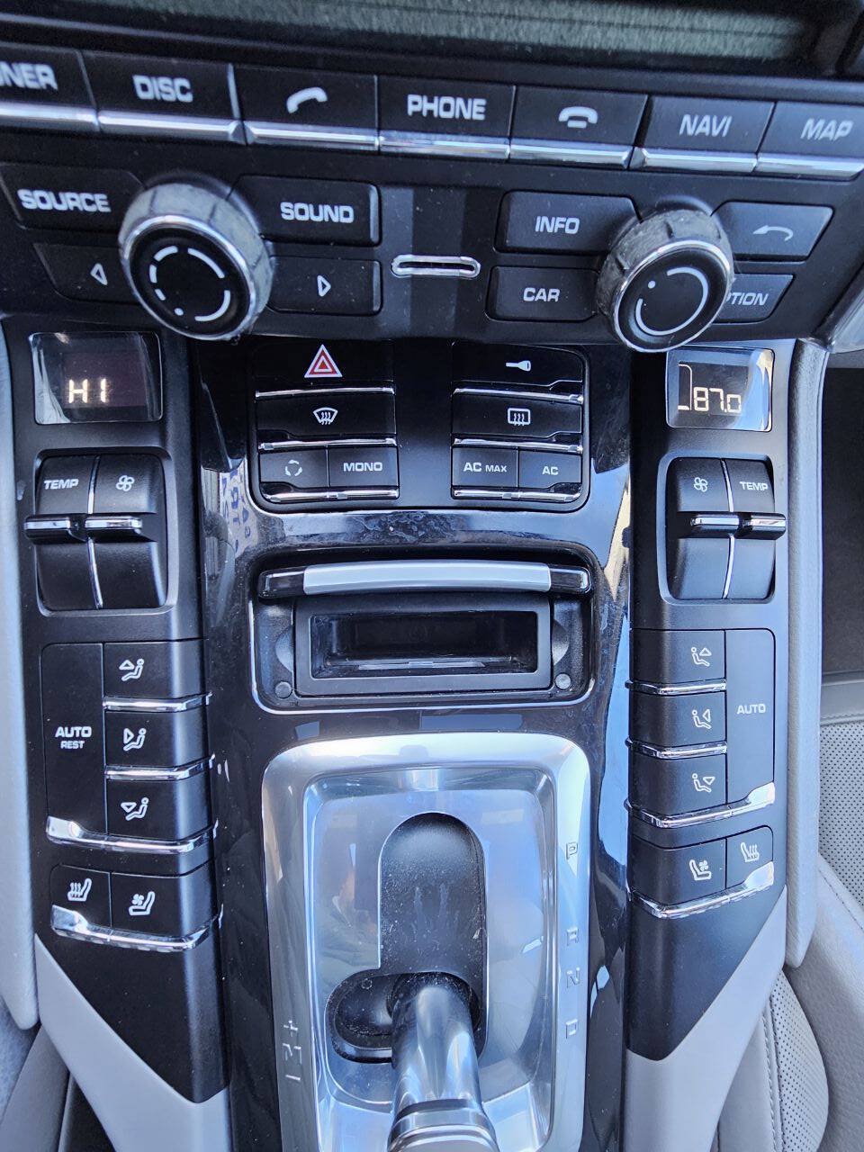 Used 2012 Porsche Cayenne AWD/4WD image 28