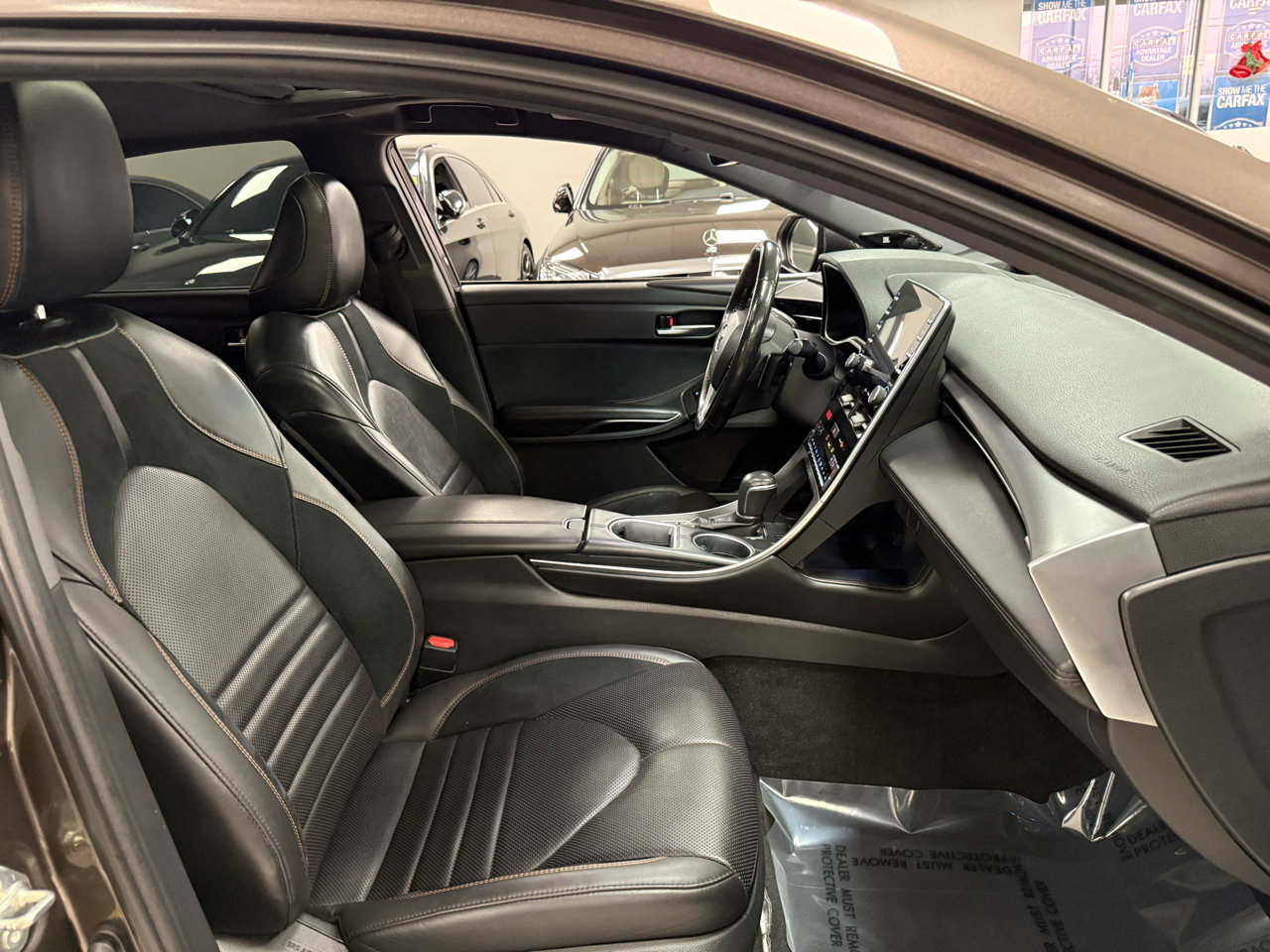 Used 2019 Toyota Avalon Touring w/ Advanced Safety Package image 32