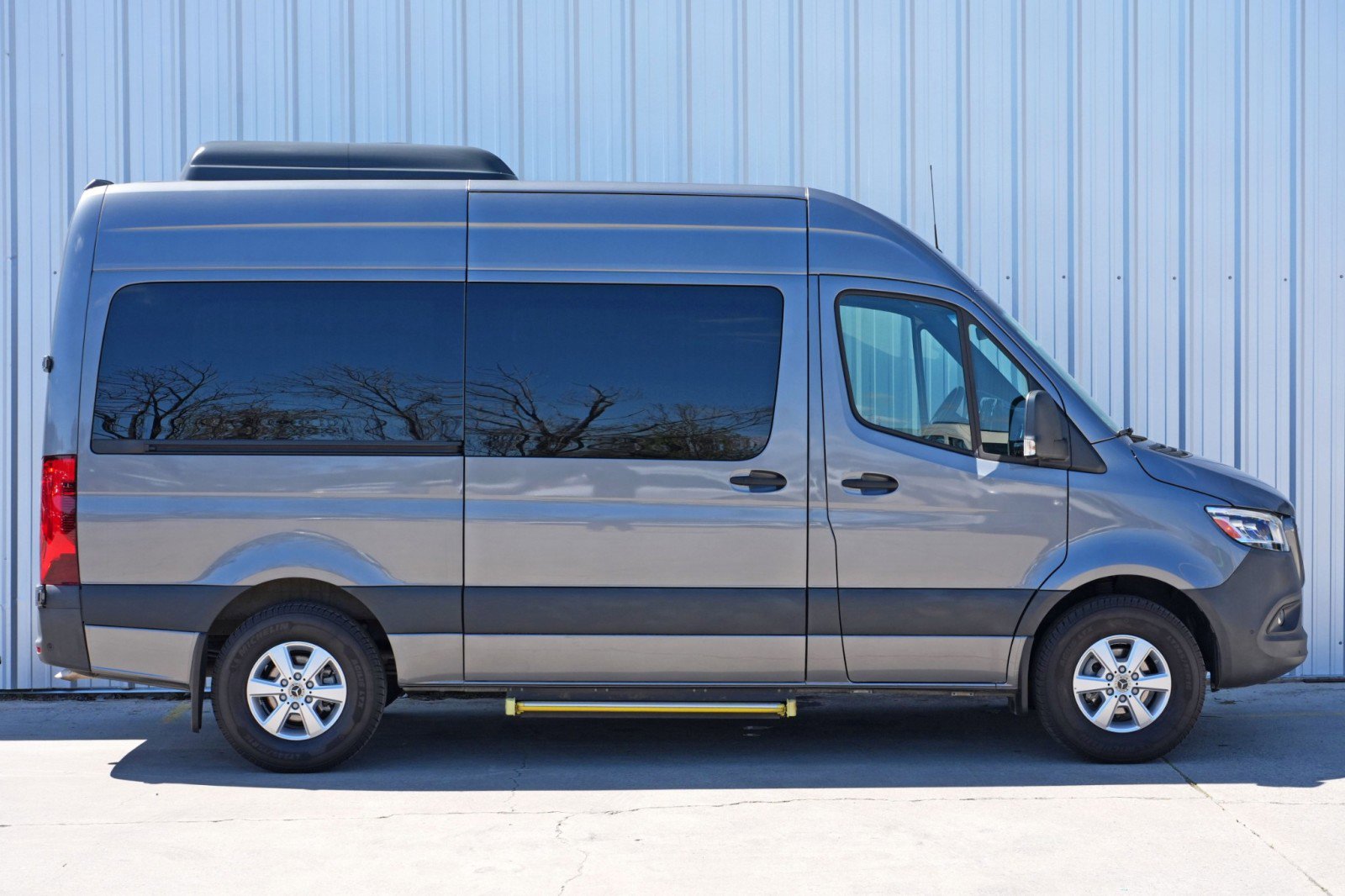 Used 2023 Mercedes-Benz Sprinter 2500 image 51