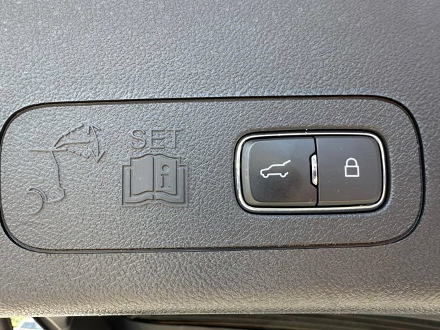 Used 2023 Lincoln Aviator Grand Touring w/ Equipment Group 301A AWD/4WD image 16