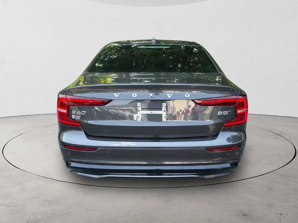 Certified 2025 Volvo S60 B5 Core AWD/4WD image 4