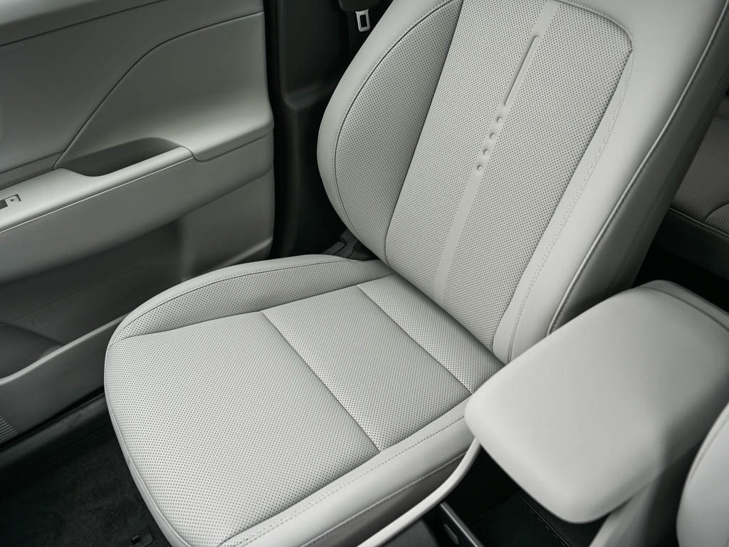 New 2026 Hyundai Kona SEL Premium image 25