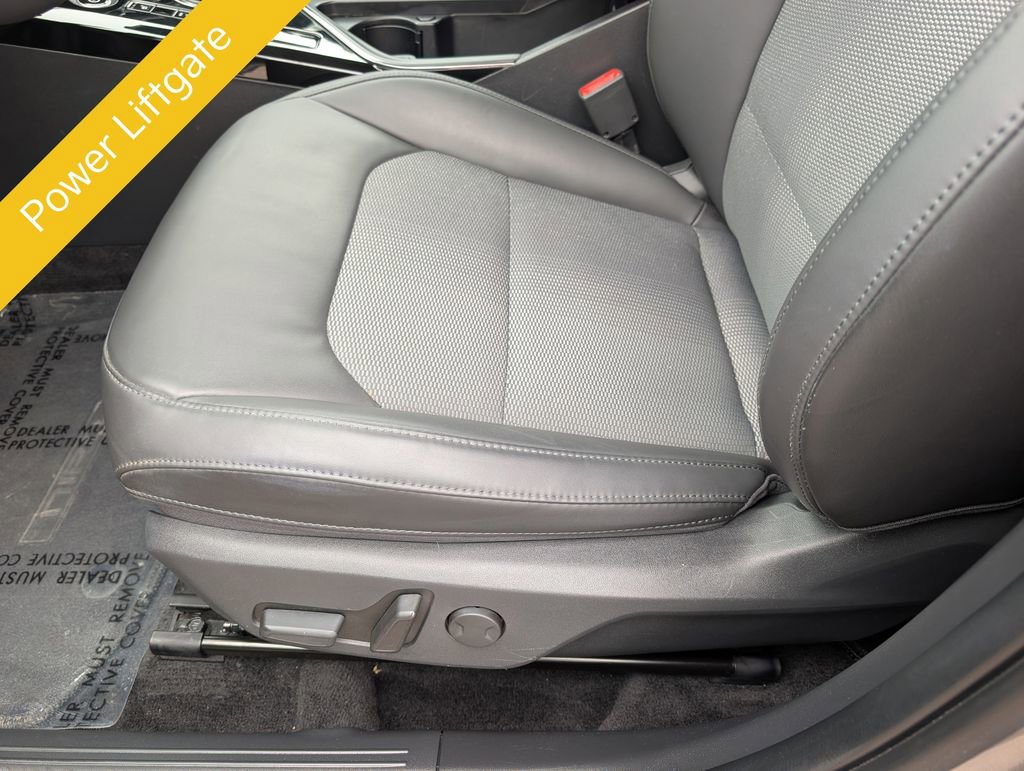 Certified 2024 Kia Niro Wind w/ Wind Preserve Package image 16