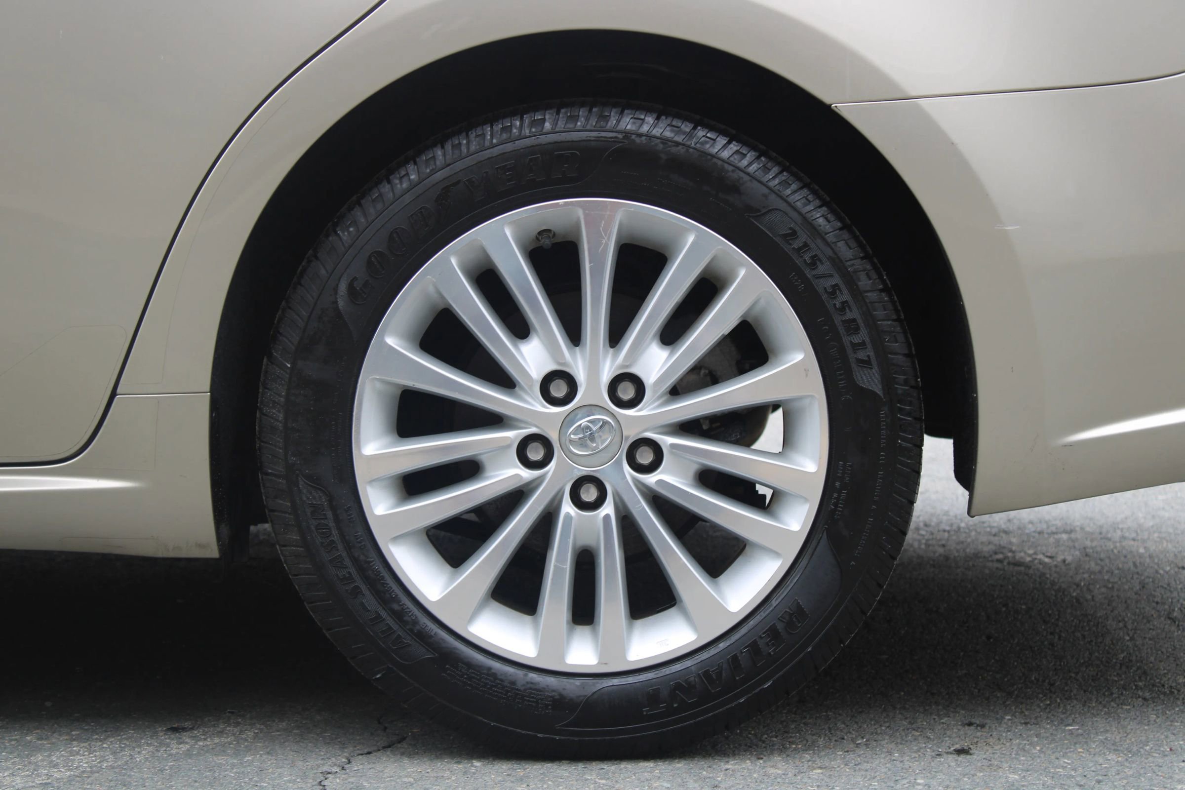 Used 2015 Toyota Avalon XLE Touring image 33