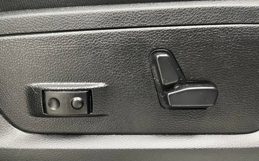 Used 2019 RAM 2500 Laramie AWD/4WD image 61