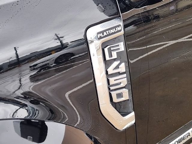 Used 2018 Ford F450 Platinum w/ Platinum Ultimate Package AWD/4WD image 12