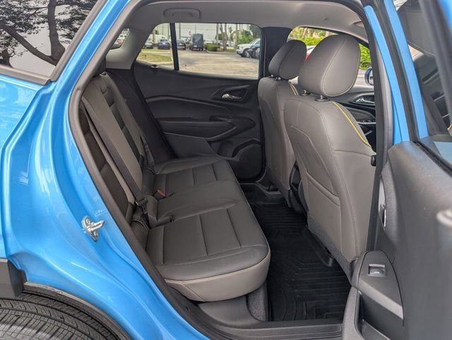 Used 2025 Chevrolet Trax ACTIV w/ Driver Confidence Package image 12