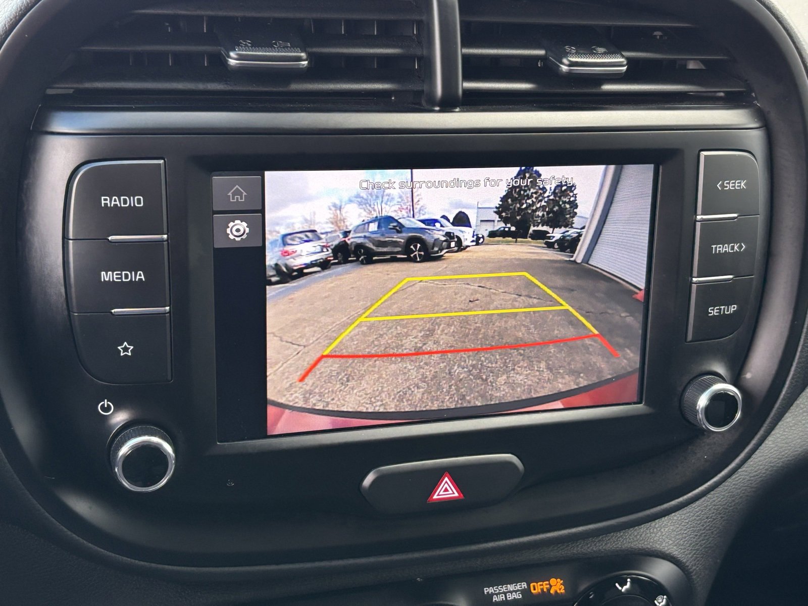 Used 2025 Kia Soul LX image 4