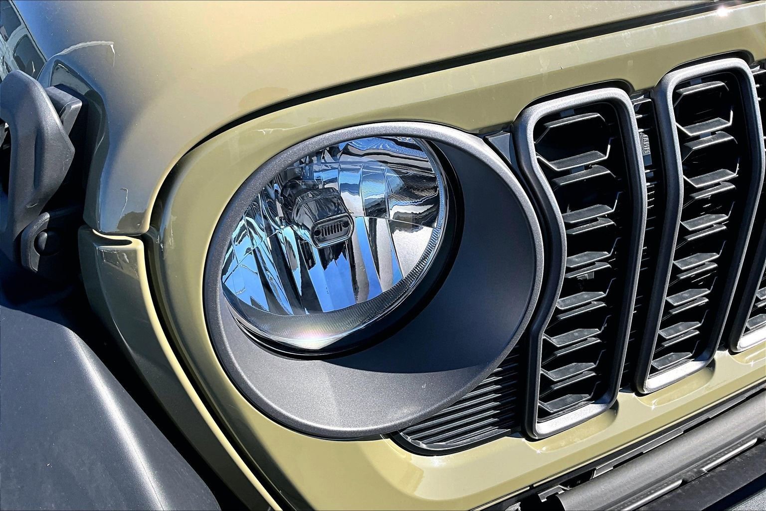 New 2025 Jeep Wrangler Sport S image 8