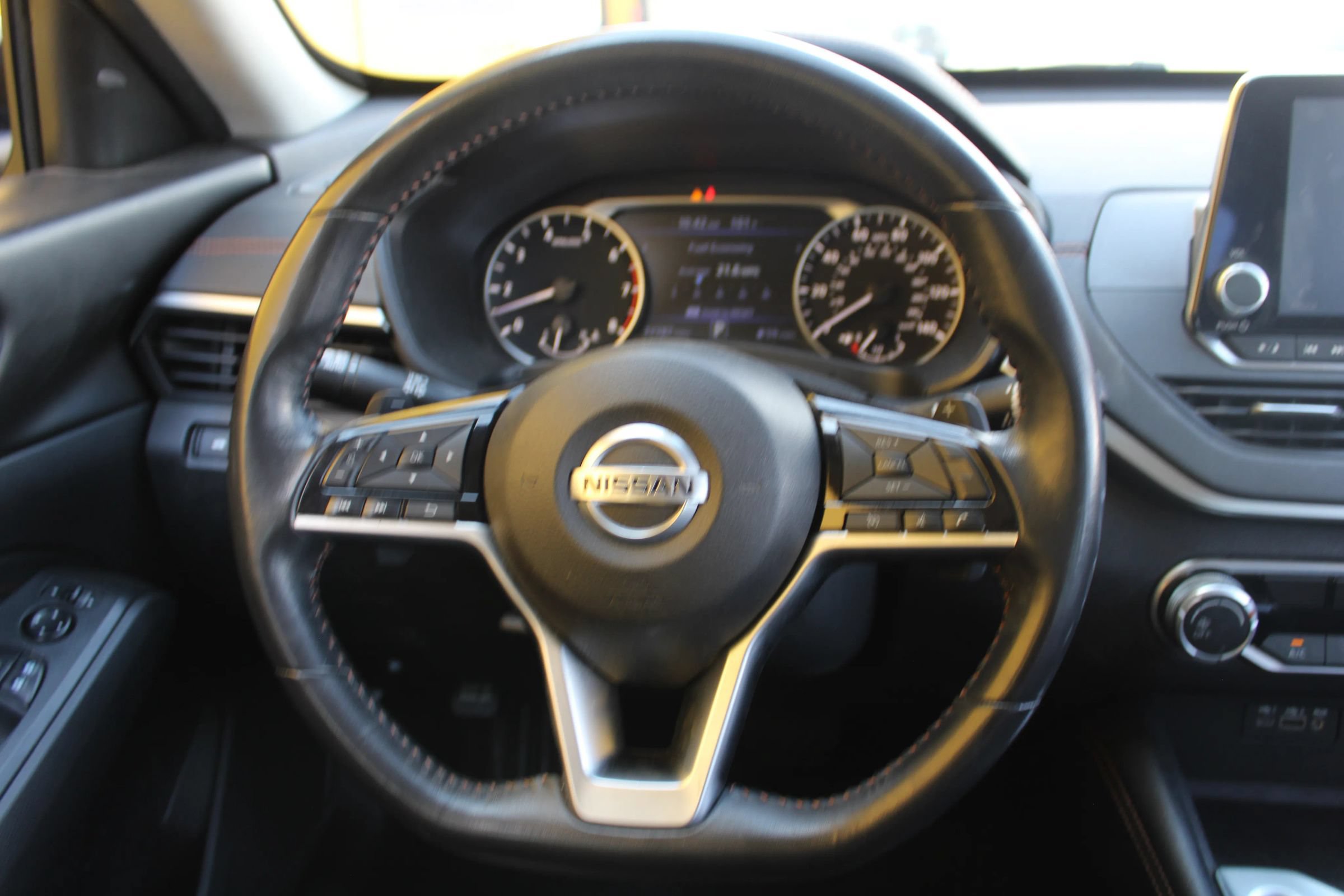 Used 2021 Nissan Altima 2.5 SR FWD image 13