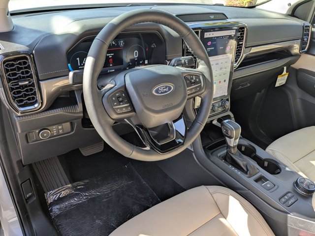 New 2025 Ford Ranger Lariat w/ FX4 Off-Road Package image 3