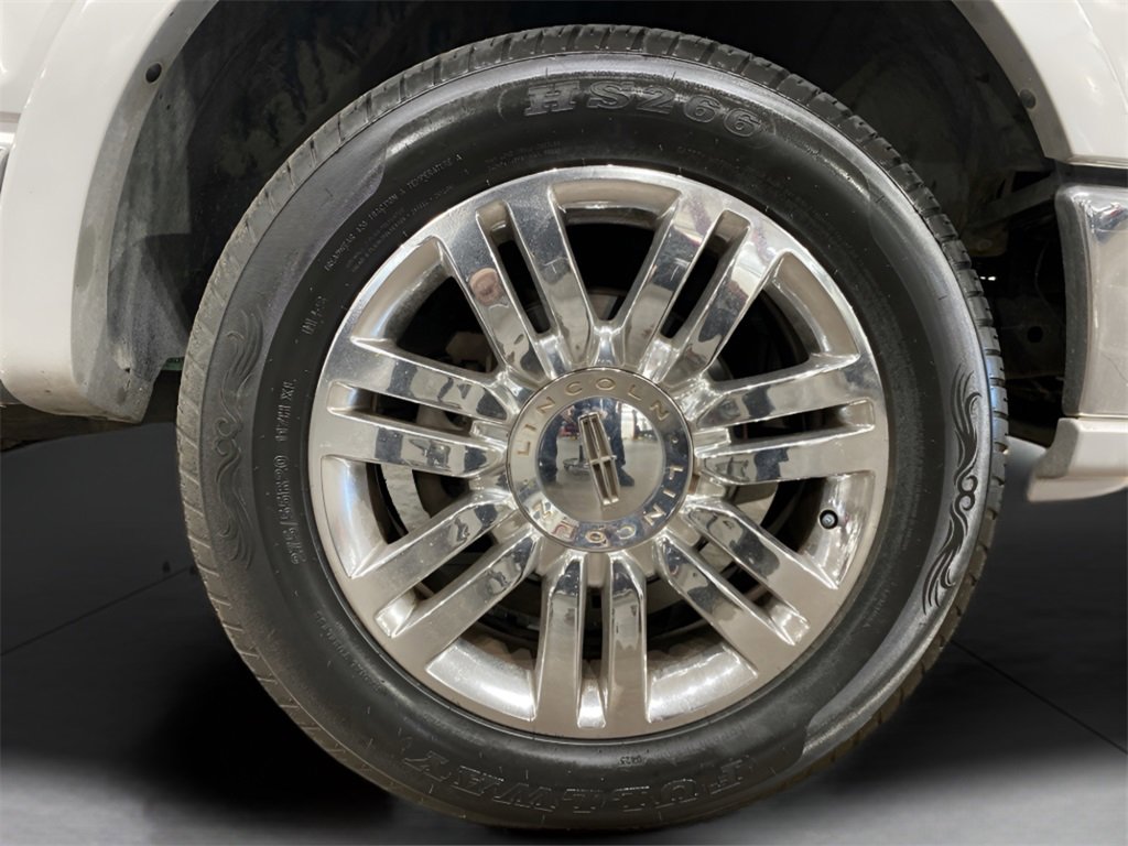 Used 2008 Lincoln Mark LT 4x4 image 19