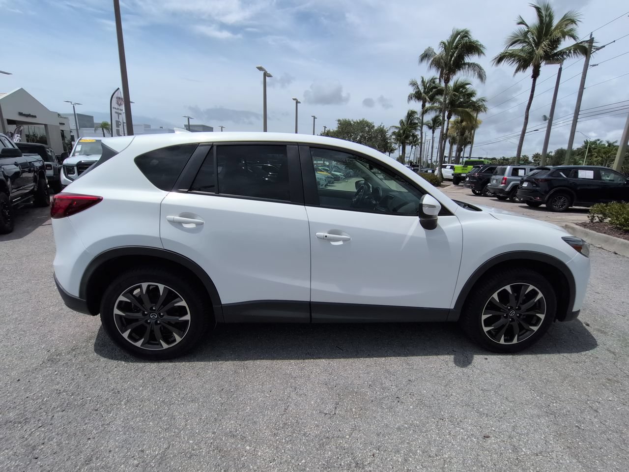 Used 2016 MAZDA CX-5 Grand Touring FWD image 4