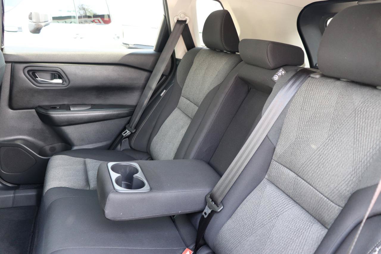 Used 2026 Nissan Rogue SV AWD/4WD image 22