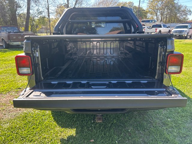 Used 2025 Jeep Gladiator Sport AWD/4WD image 21