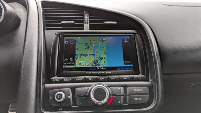 Used 2011 Audi R8 V10 w/ Enhanced Leather Pkg image 20