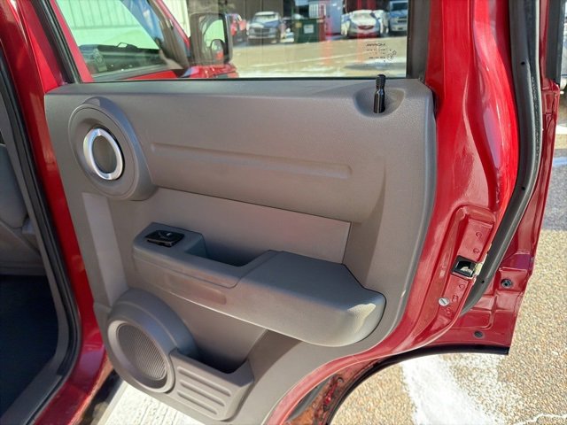Used 2007 Dodge Nitro SE image 20