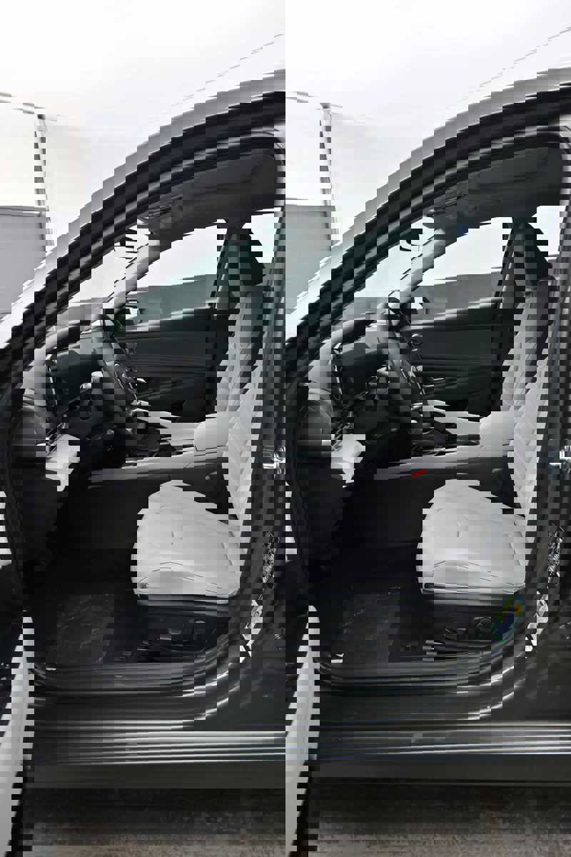 New 2026 Hyundai Elantra Limited image 11