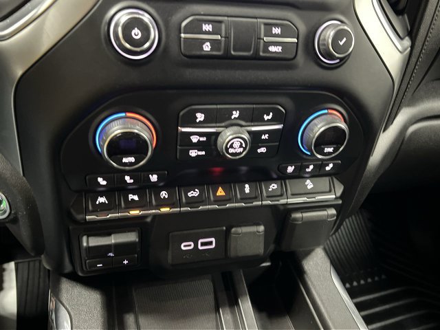 Certified 2019 Chevrolet Silverado 1500 LTZ w/ LTZ Premium Package AWD/4WD image 19