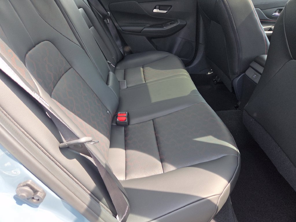 New 2026 Nissan Sentra SR w/ SR Premium Package FWD image 28