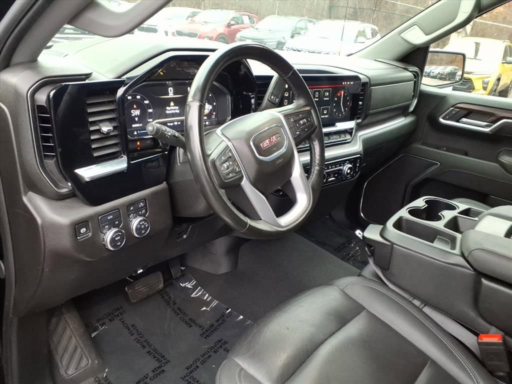 Used 2025 GMC Sierra 1500 SLT image 15