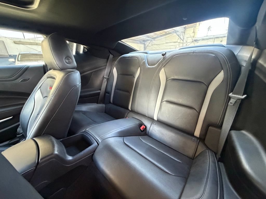 Used 2019 Chevrolet Camaro SS RWD image 12