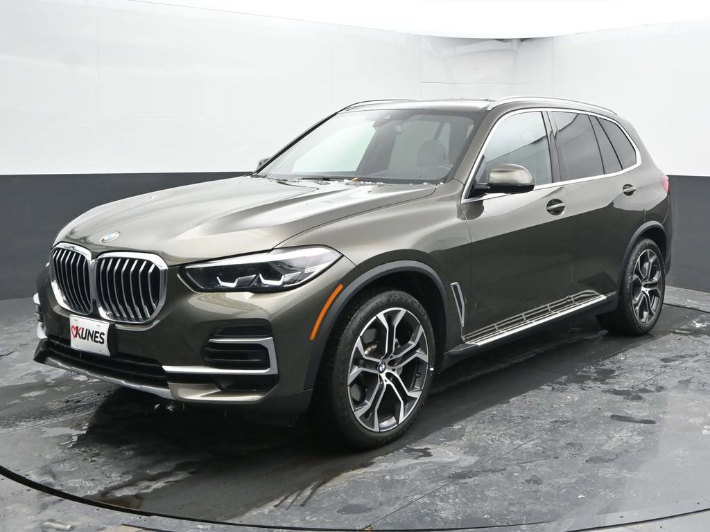 Used 2023 BMW X5 xDrive40i w/ Premium Package image 6