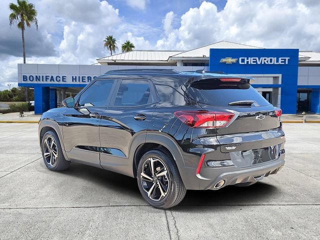 Used 2023 Chevrolet TrailBlazer RS w/ Sun and Liftgate Package FWD image 3