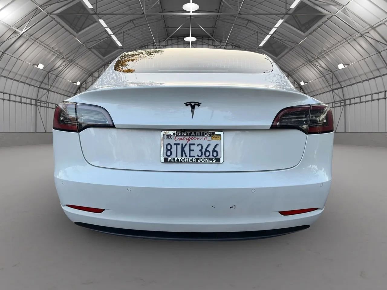Used 2018 Tesla Model 3 Long Range image 4