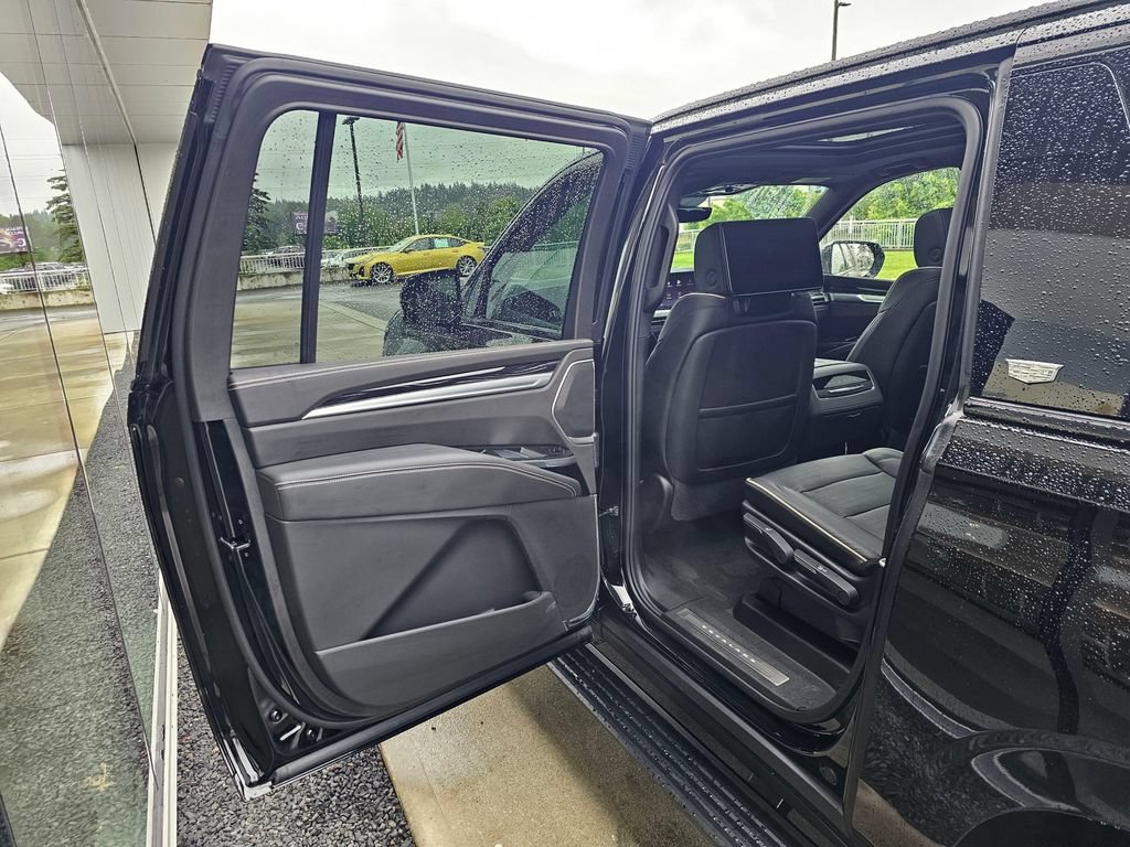 Certified 2026 Cadillac Escalade ESV Sport w/ LPO, Floor Liner Package AWD/4WD image 16