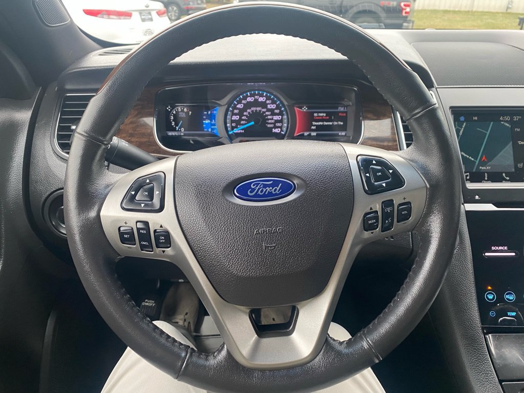 Used 2018 Ford Taurus Limited FWD image 15