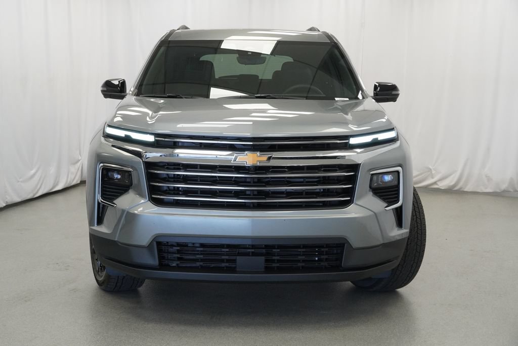 New 2026 Chevrolet Traverse LT w/ Driver Confidence Package AWD/4WD image 33