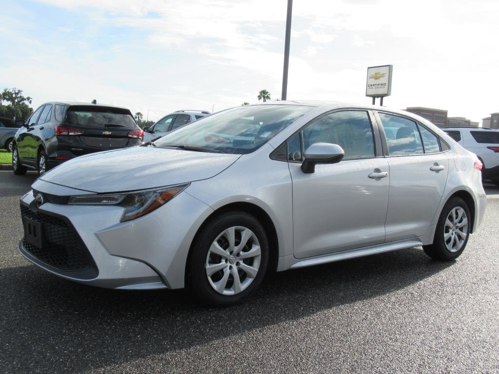 Used 2020 Toyota Corolla LE image 3