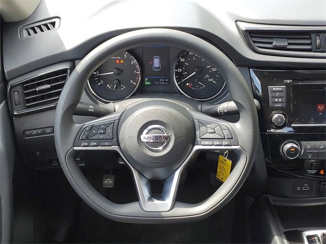 Used 2018 Nissan Rogue S image 25