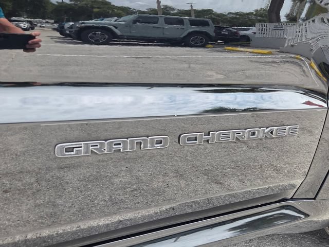 Certified 2020 Jeep Grand Cherokee Limited X AWD/4WD image 11