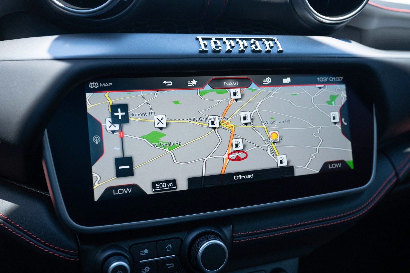 Used 2019 Ferrari Portofino RWD image 45