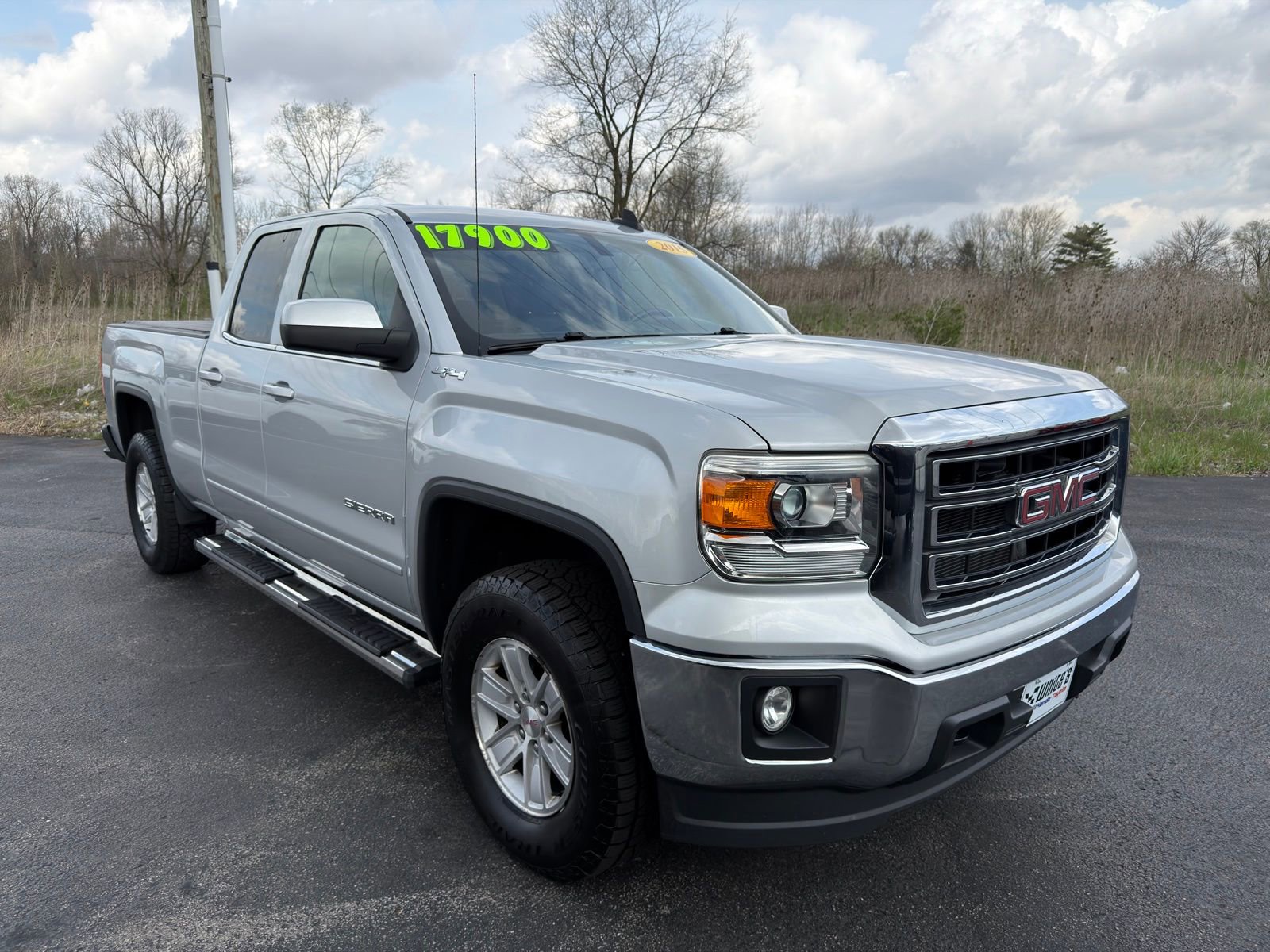 Used 2015 GMC Sierra 1500 SLE w/ SLE Value Package image 9
