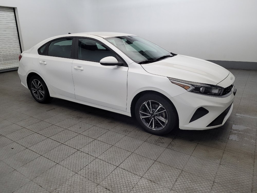 Used 2023 Kia Forte LXS image 11