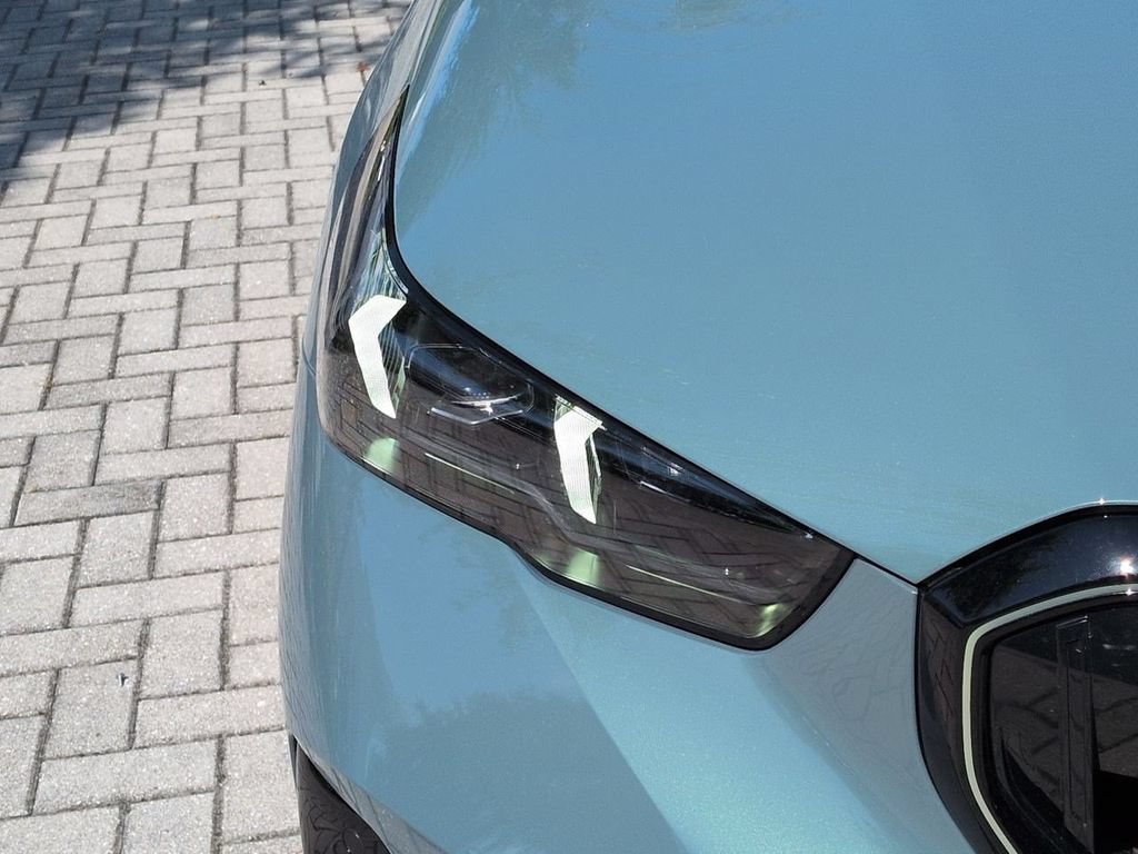 New 2027 BMW 530i w/ M Sport Package RWD image 10