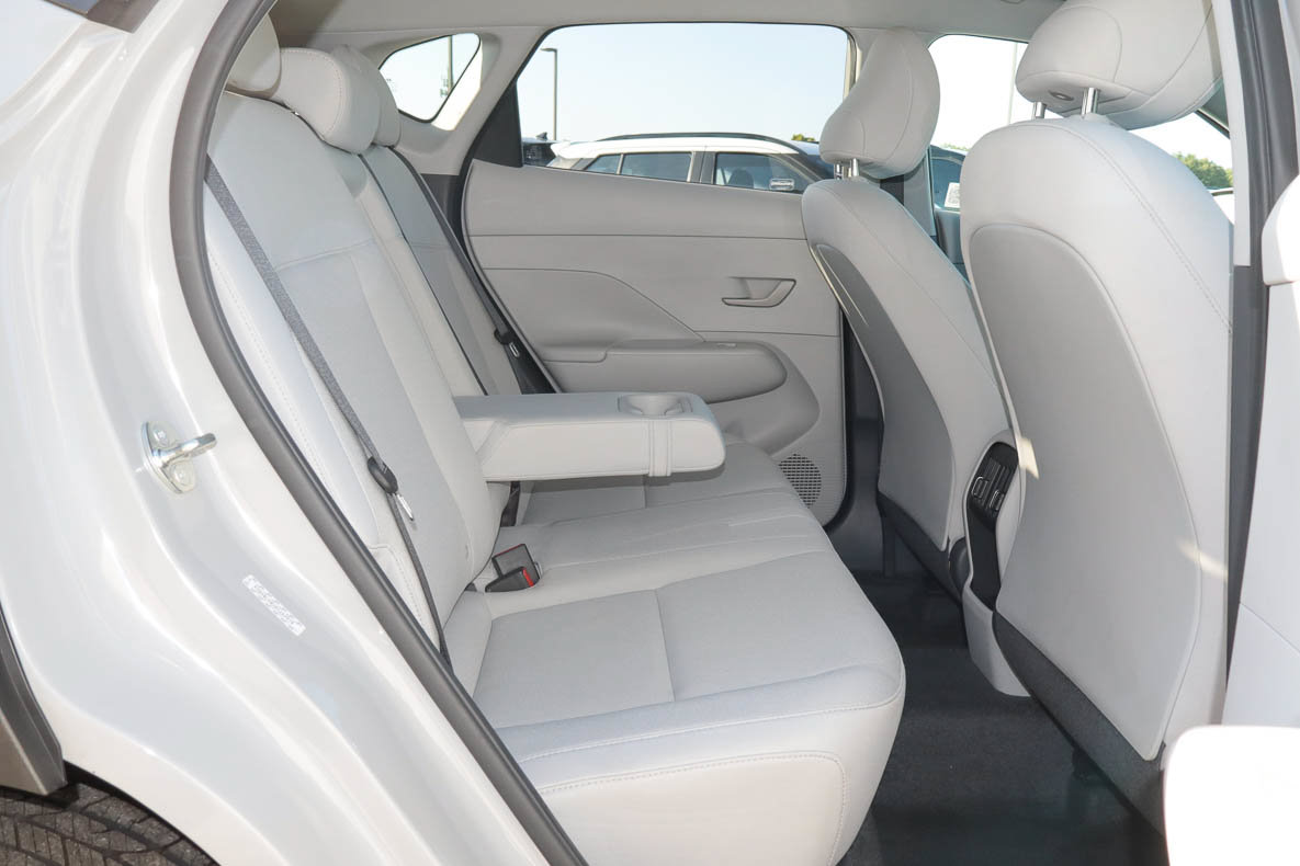 Used 2024 Hyundai Kona SEL AWD/4WD image 20