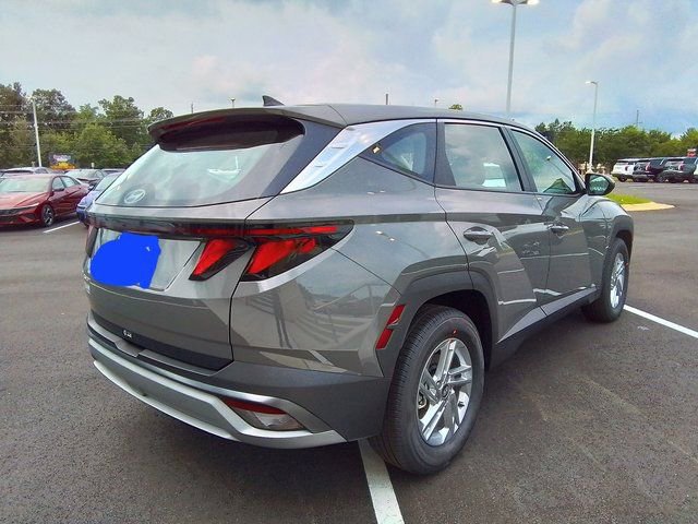 Used 2025 Hyundai Tucson SE image 8